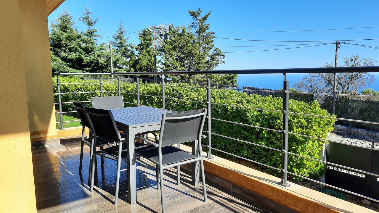 Photo of Others in Eze