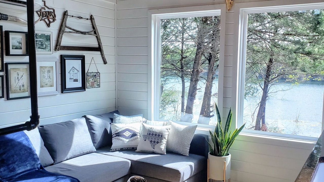 Photo of Livingroom in Elmo