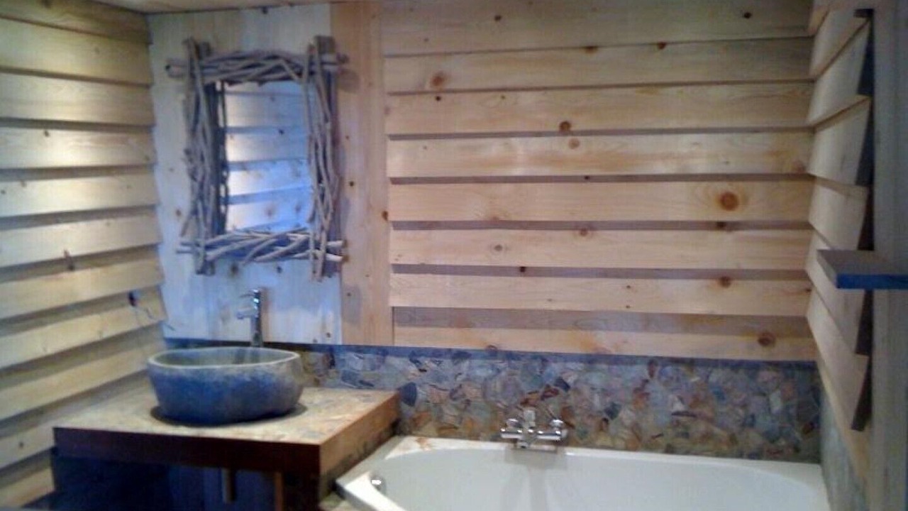 Photo of Bathroom in La Bollene-Vesubie