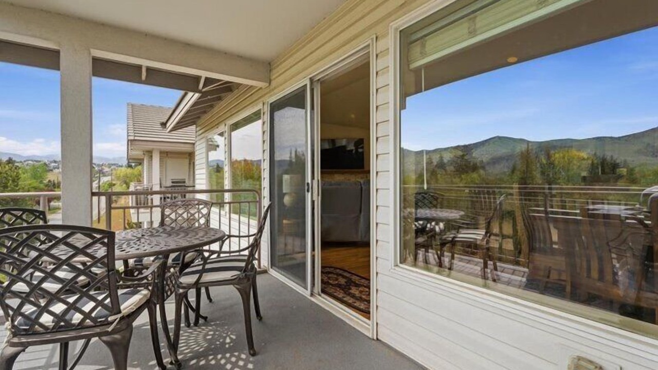 Photo of Patio Balcony in Chelan