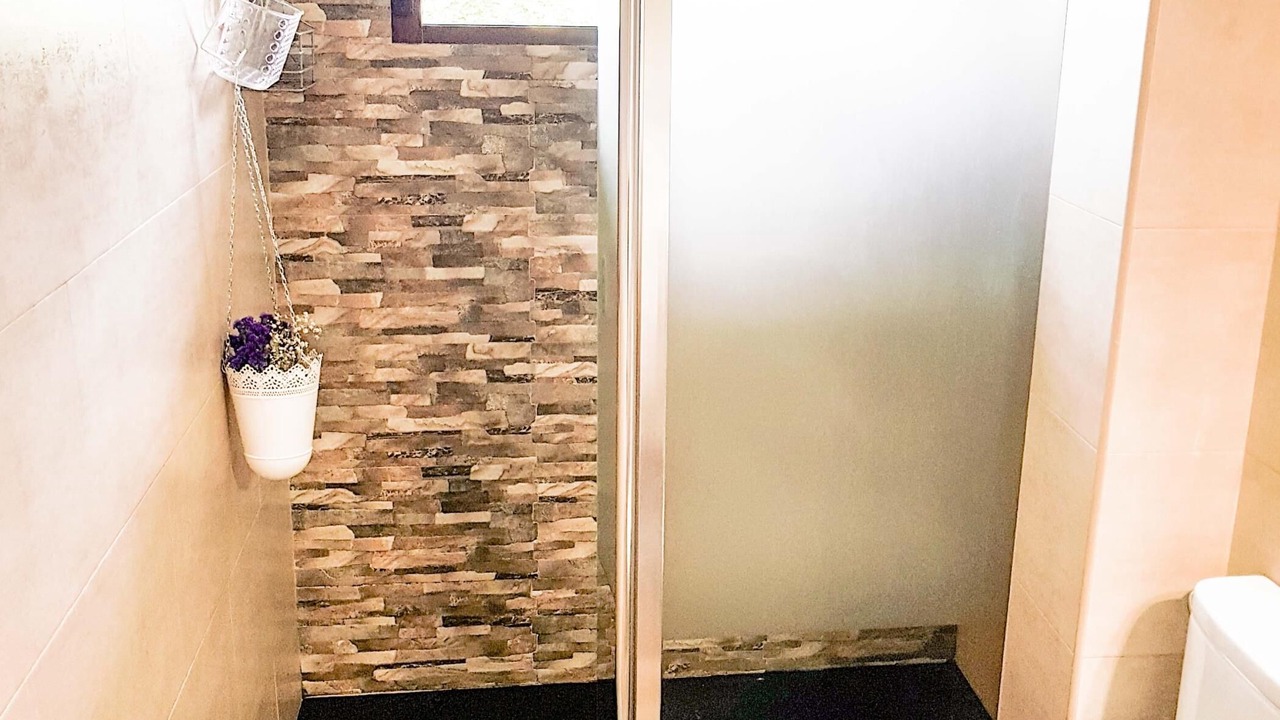Photo of Bathroom in La Trinidad-San Juan y Todos los Santos