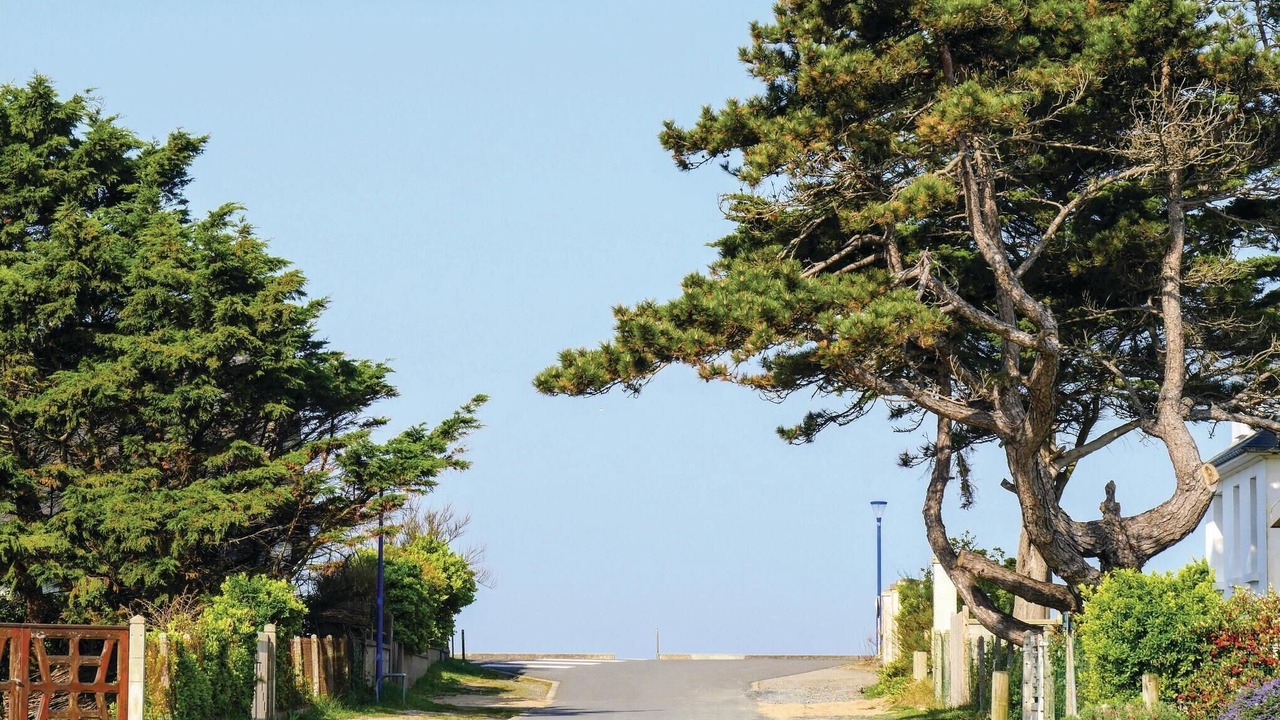 Photo of Others in Hauteville-sur-Mer