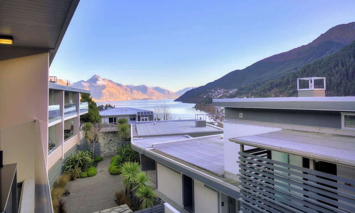 Photo of Patio Balcony in Queenstown City Centre