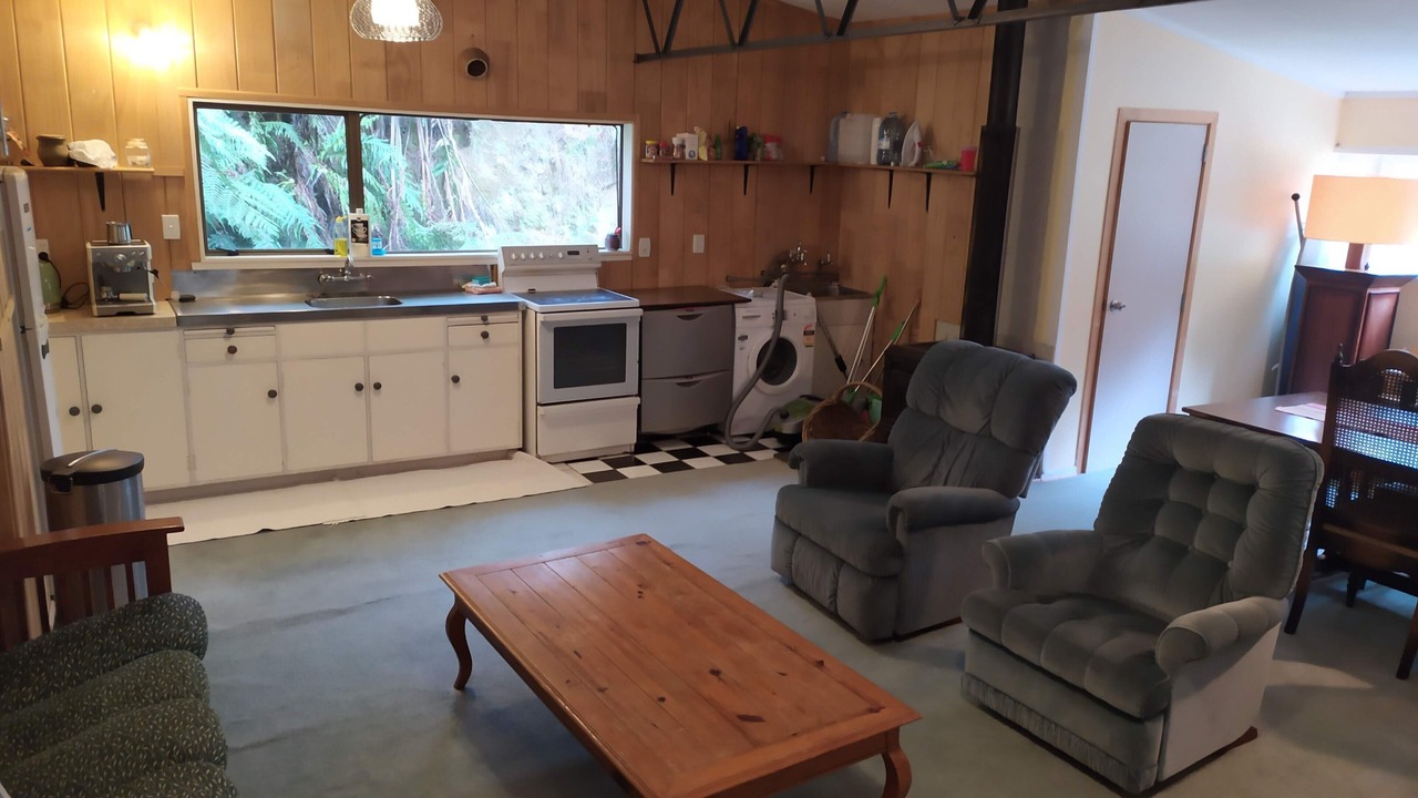 Photo of Livingroom in Horokiwi