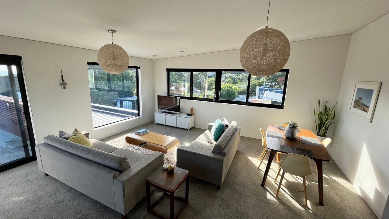 Photo of Livingroom in Surfdale