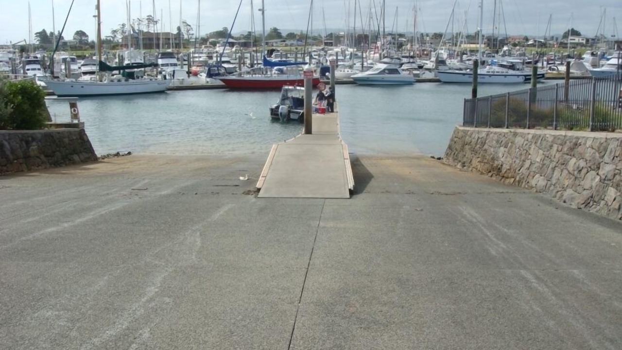 Photo of Others in One Tree Point