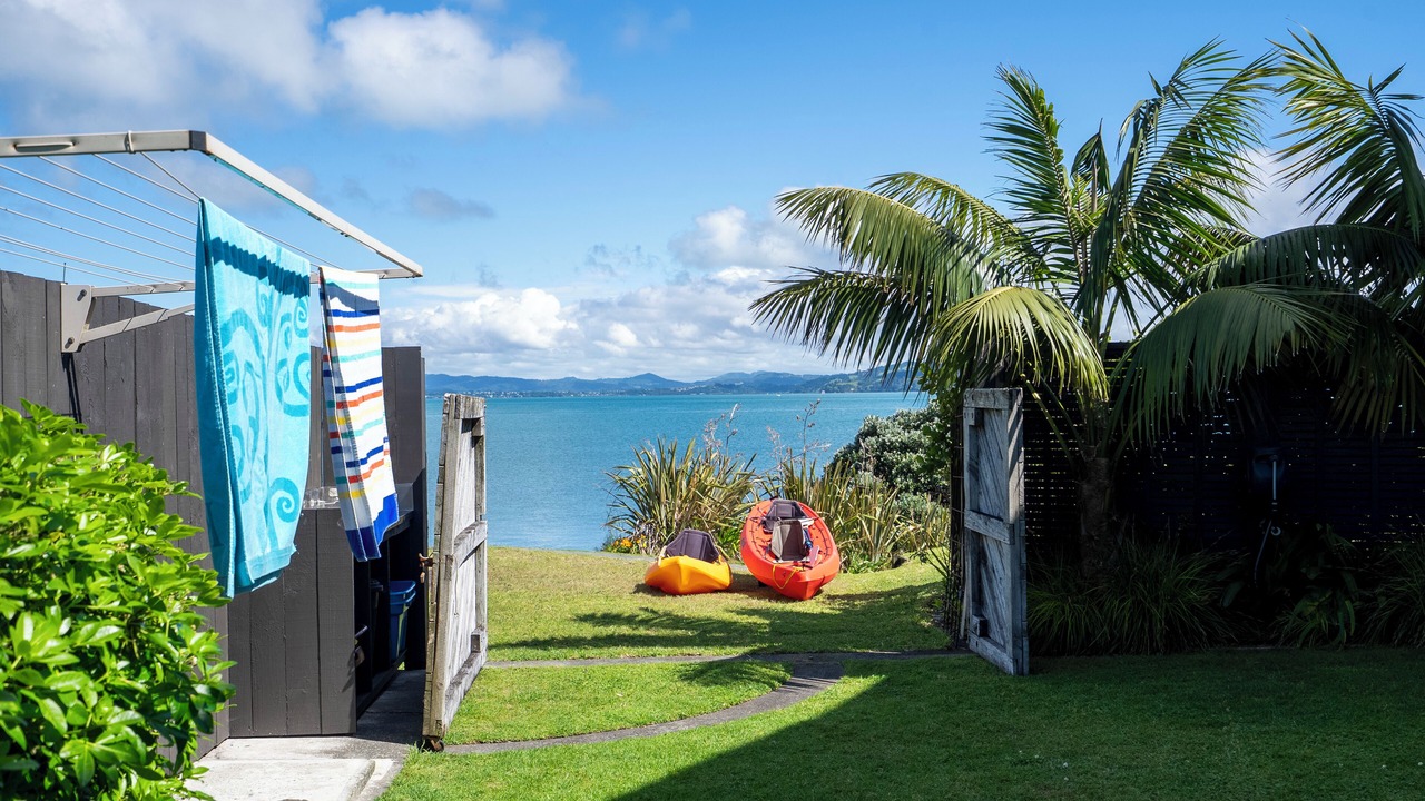 Photo of Others in One Tree Point