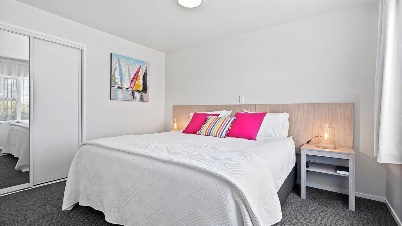 Photo of Others in One Tree Point