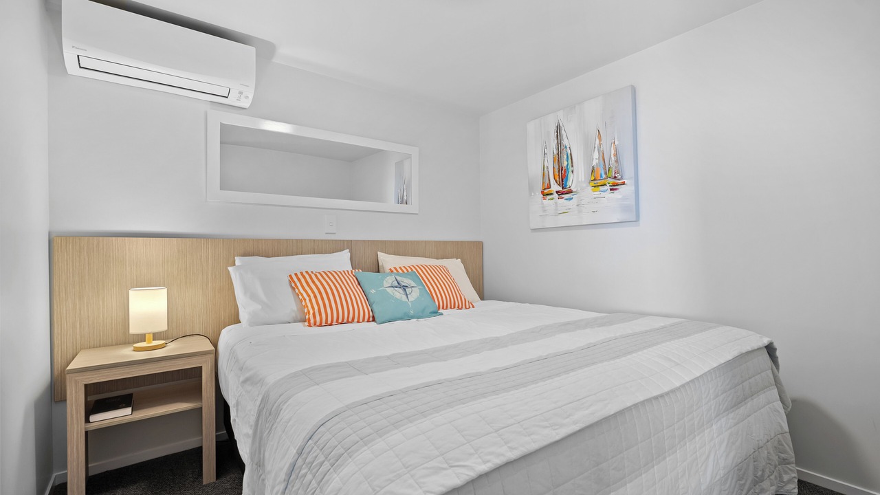 Photo of Others in One Tree Point