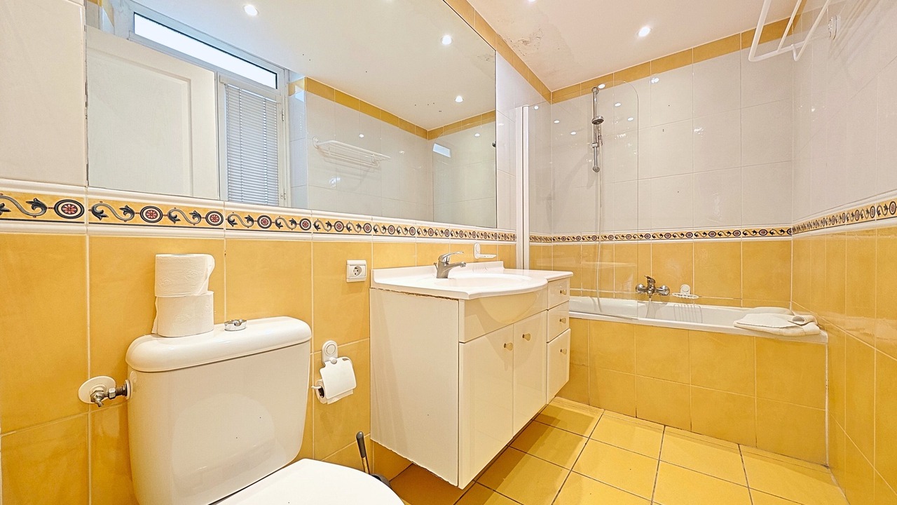 Photo of Bathroom in Cannes City Centre