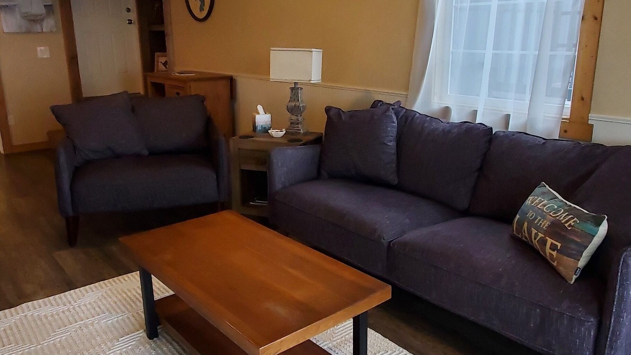 Photo of Livingroom in Woods Bay