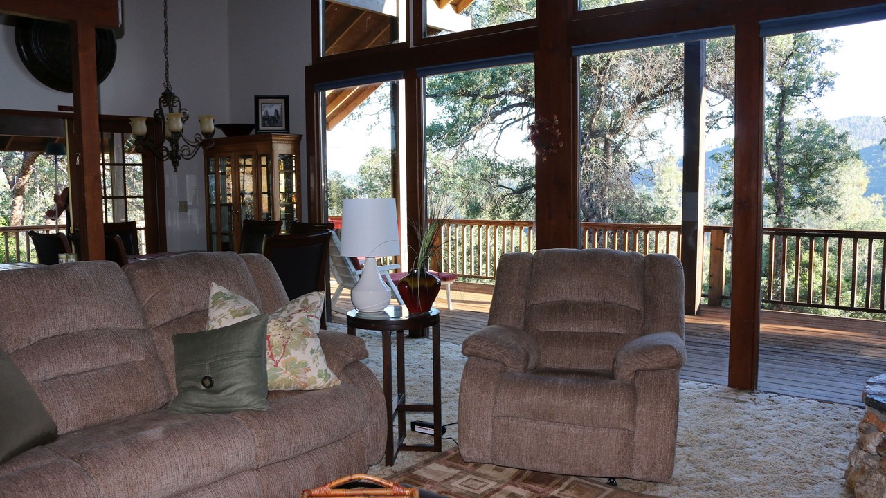 Photo of Livingroom in Midpines