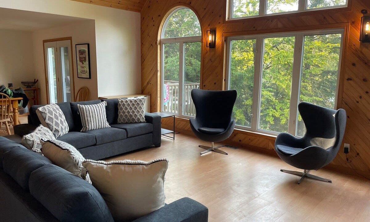 Photo of Livingroom in Dysart et al