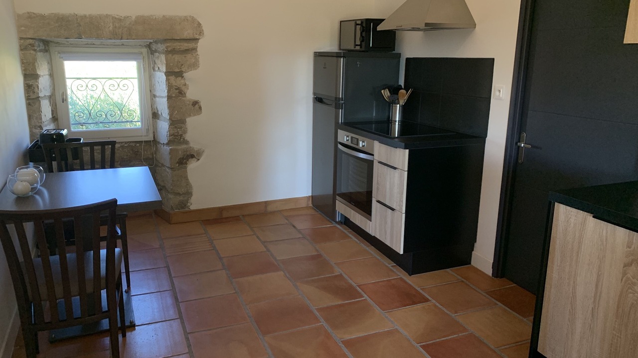 Photo of Kitchen in Saint-Jean-de-Maruejols-et-Avejan