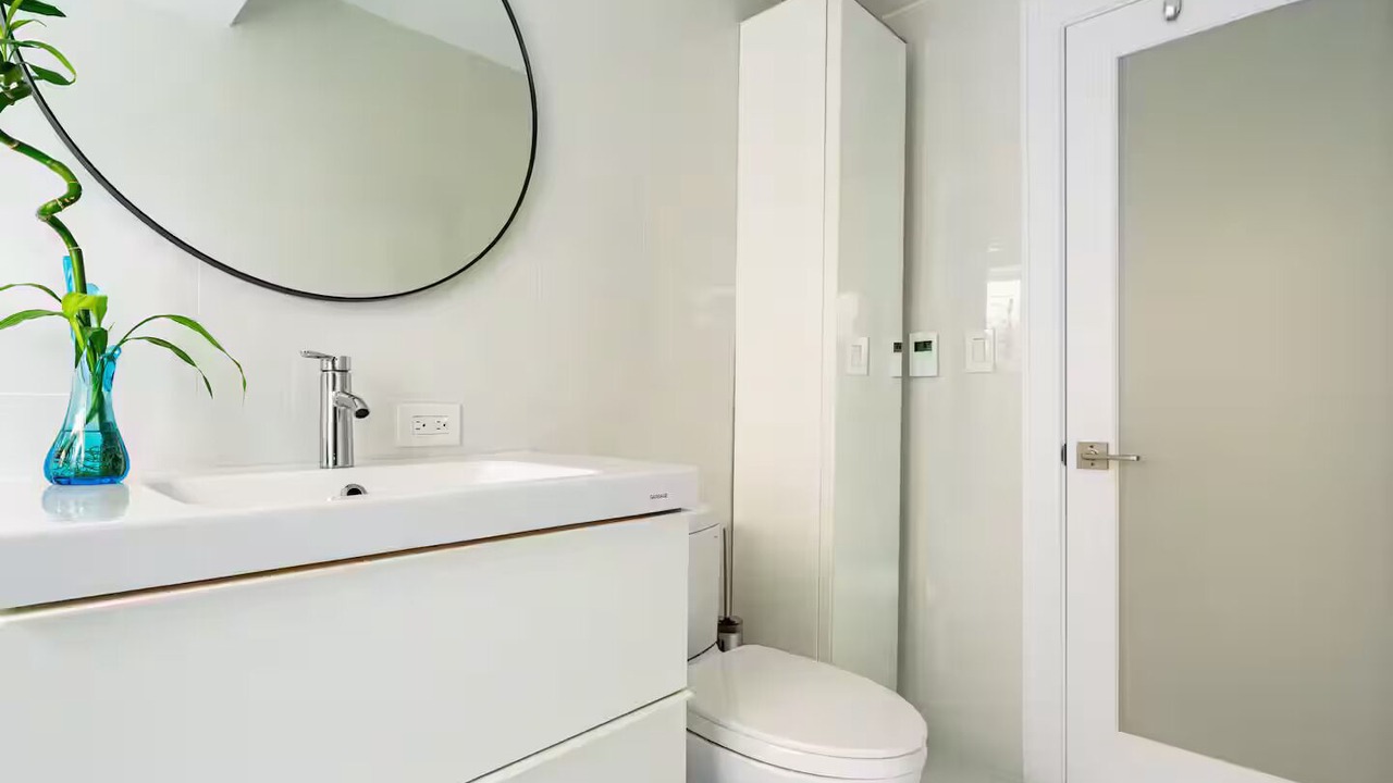 Photo of Bathroom in Andersonville