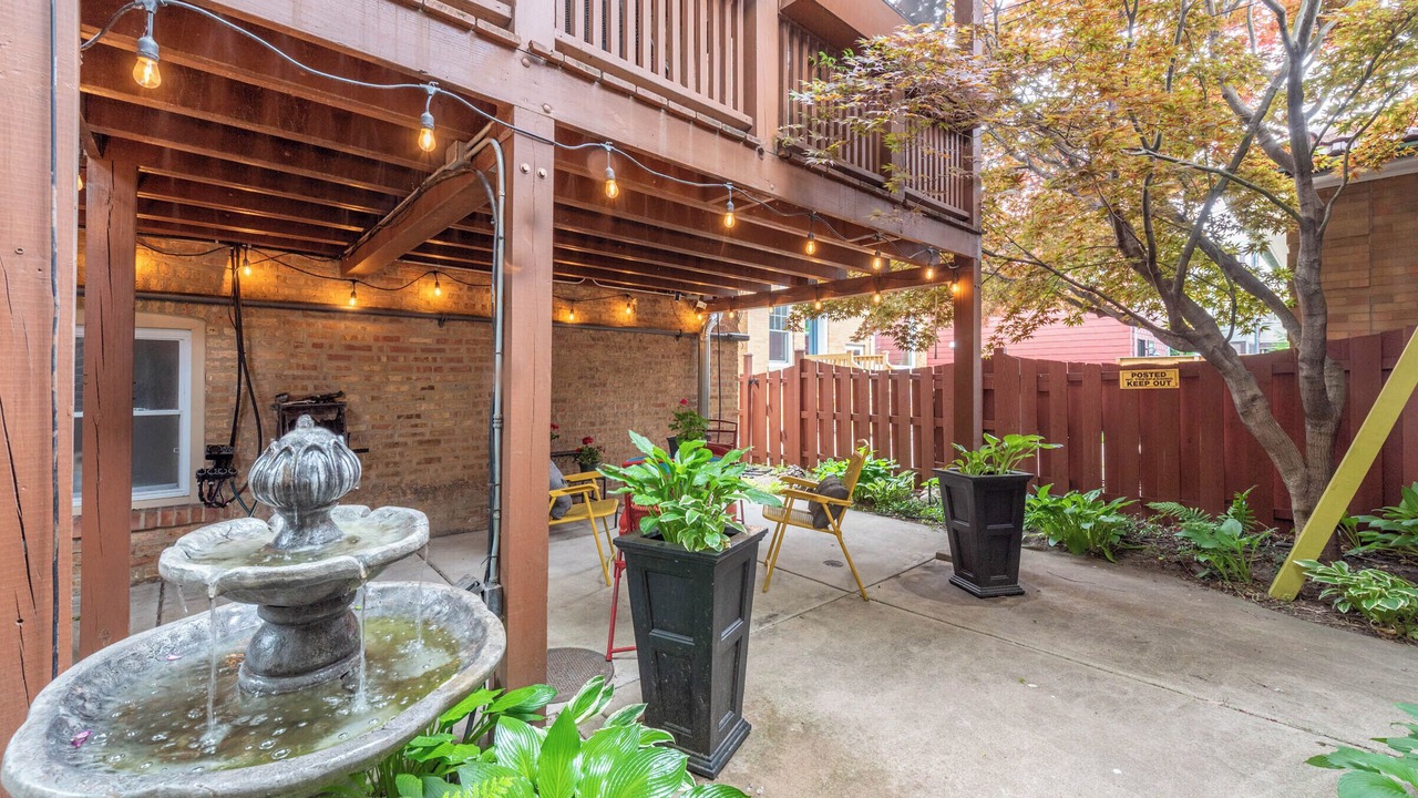 Photo of Patio Balcony in Andersonville