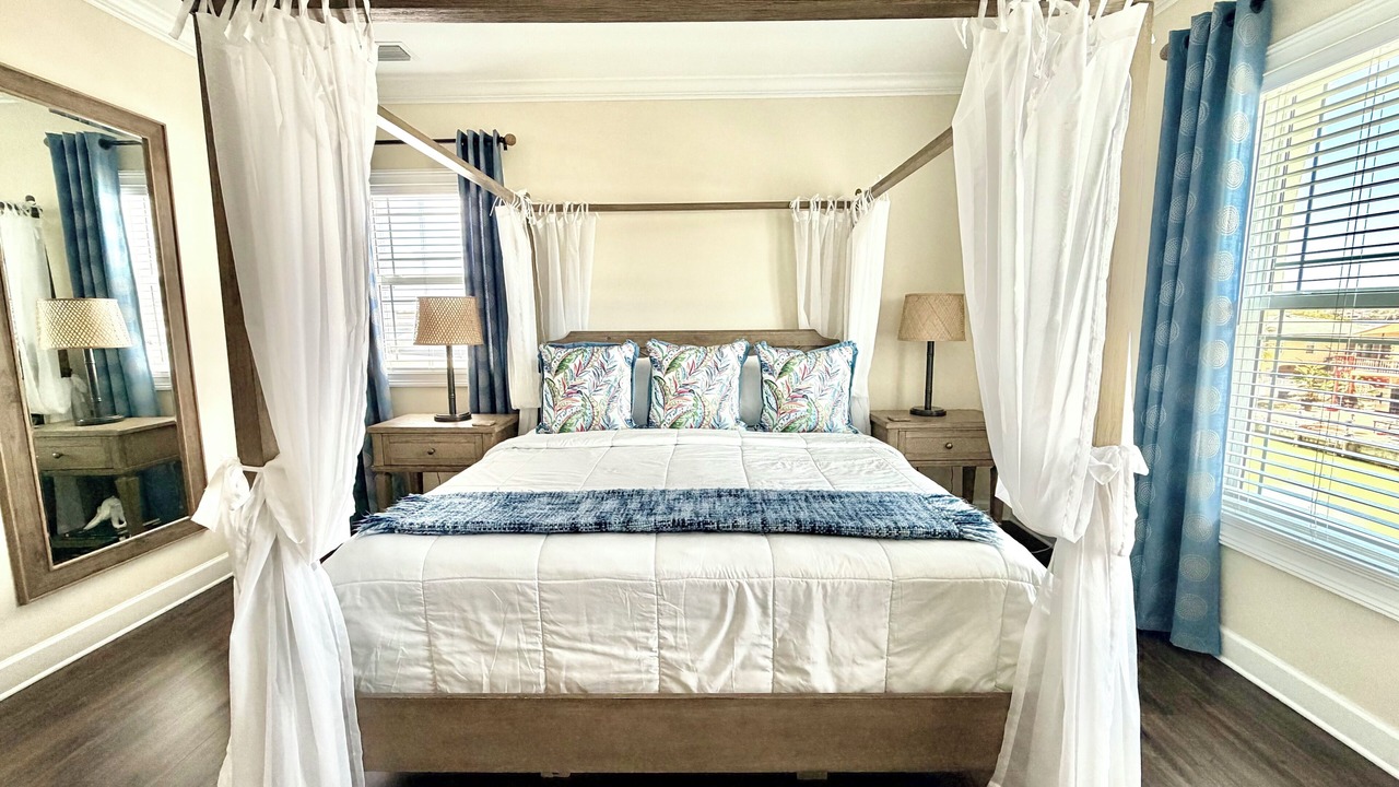 Photo of Bedroom in Marathon
