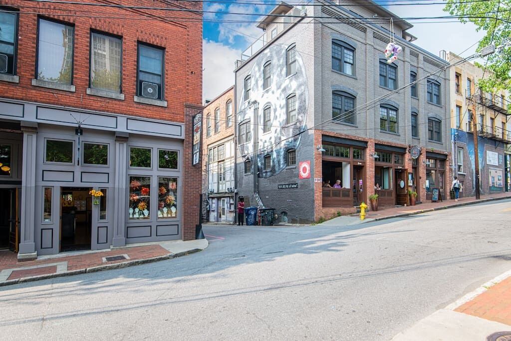Photo of Others in Downtown Asheville
