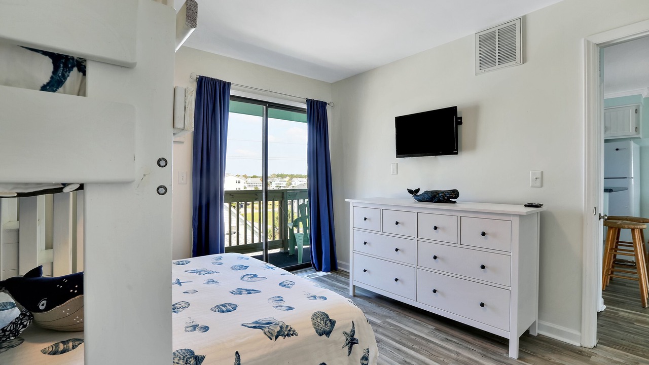 Photo of Bedroom in North Carolina Coast