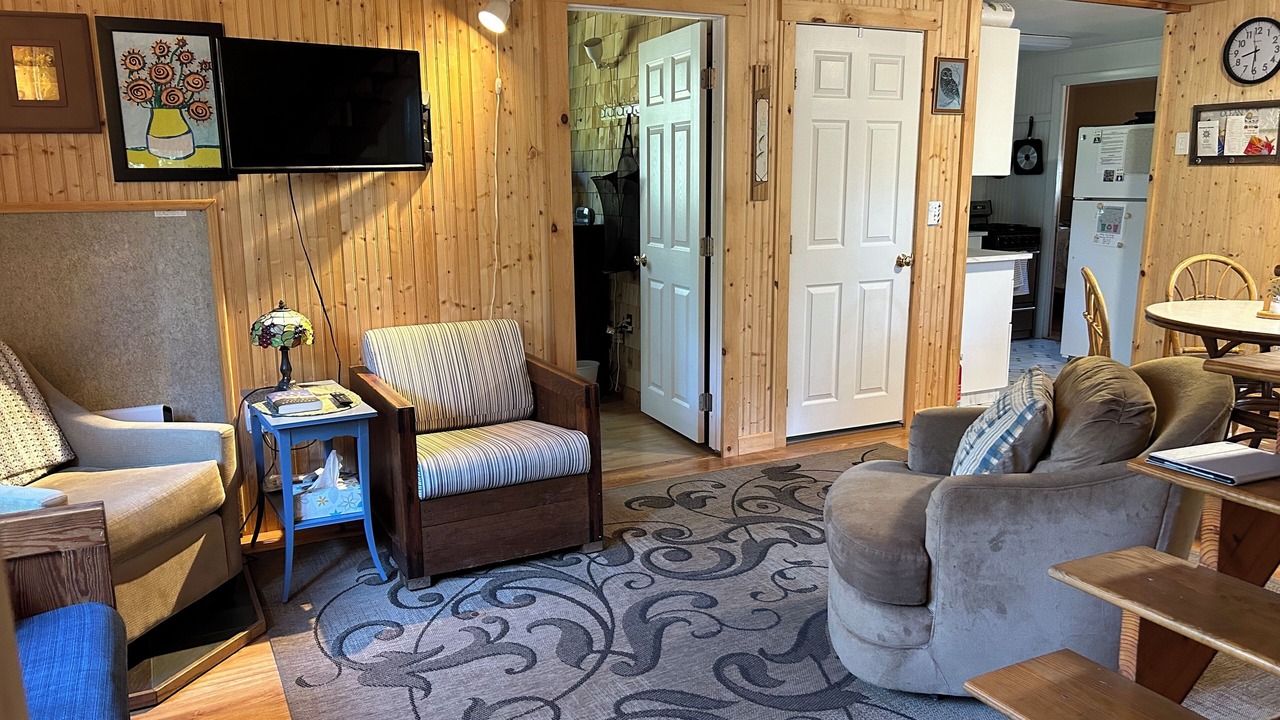 Photo of Livingroom in East Chop