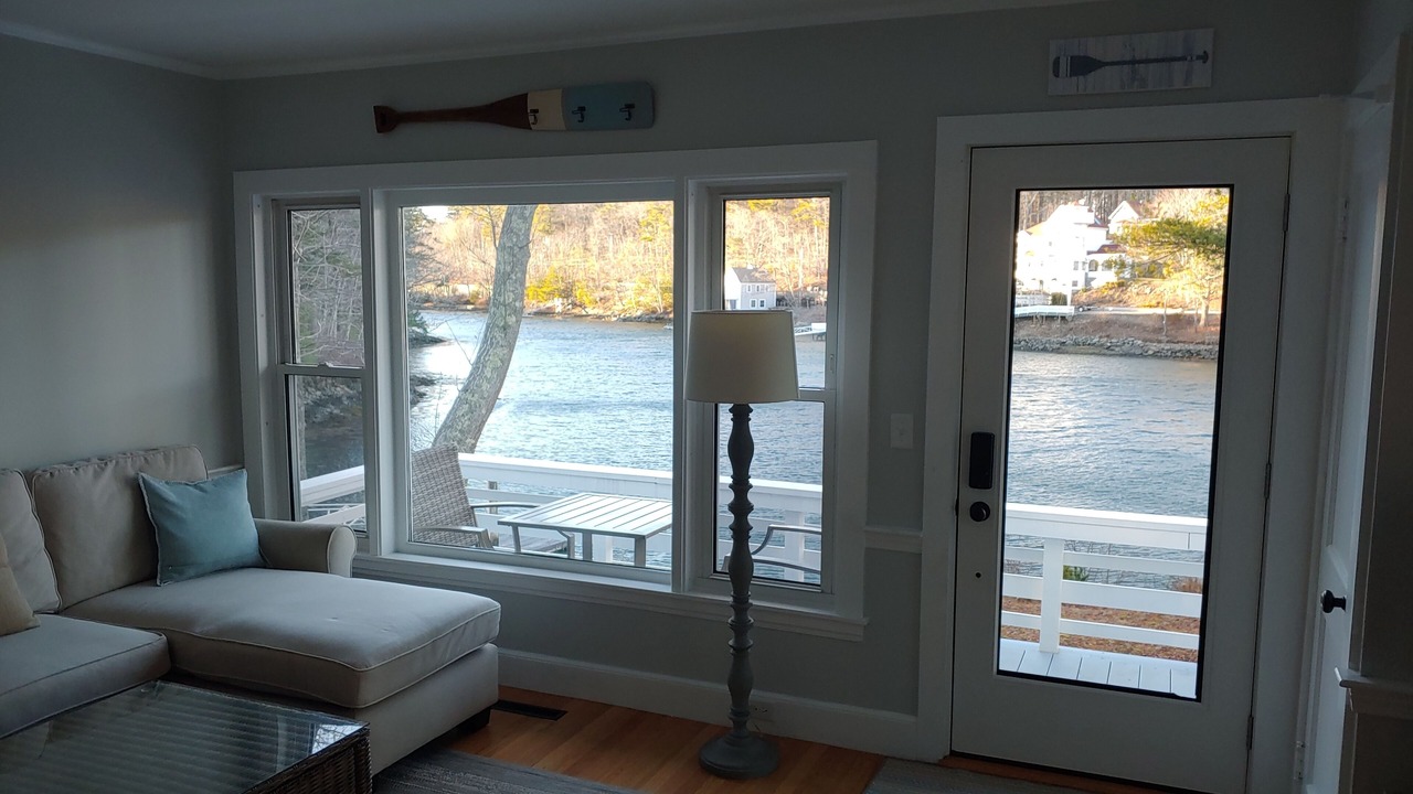 Photo of Livingroom in Kittery Point