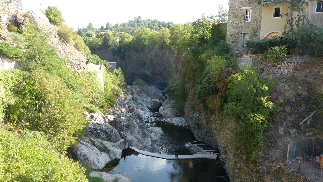 Photo of Others in Pont-de-Labeaume