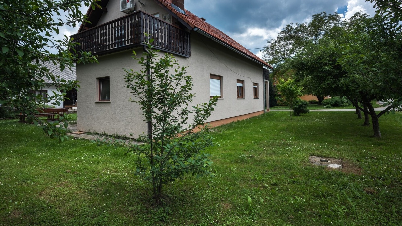 Photo of Outdoor in Catrnja