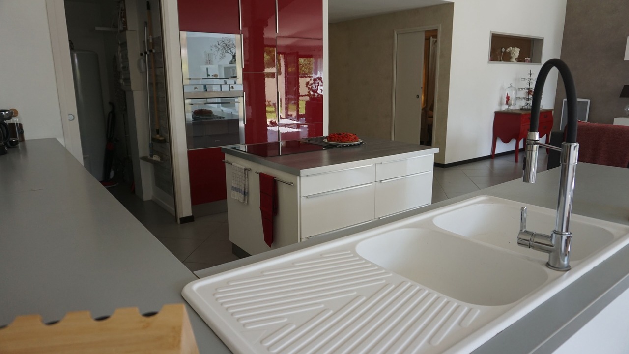 Photo of Kitchen in Saint-Gildas-de-Rhuys