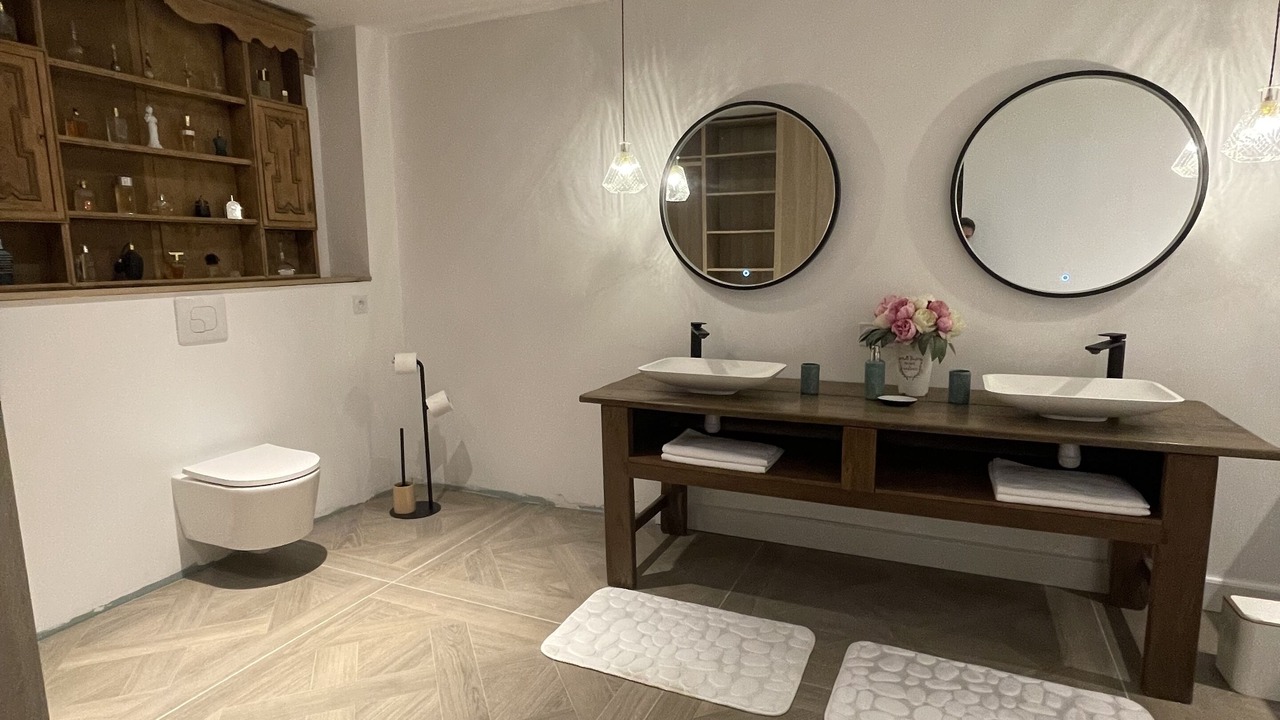 Photo of Bathroom in Saint-Gildas-de-Rhuys