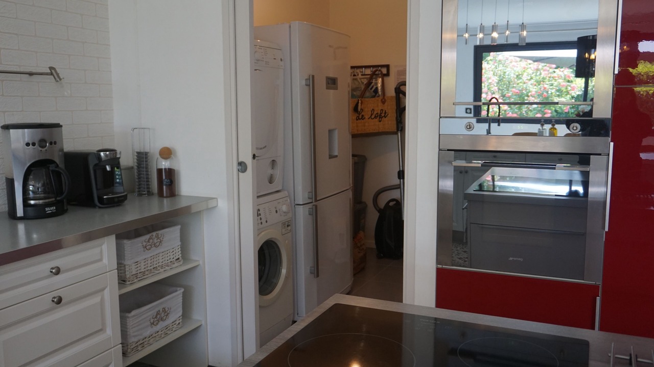 Photo of Kitchen in Saint-Gildas-de-Rhuys