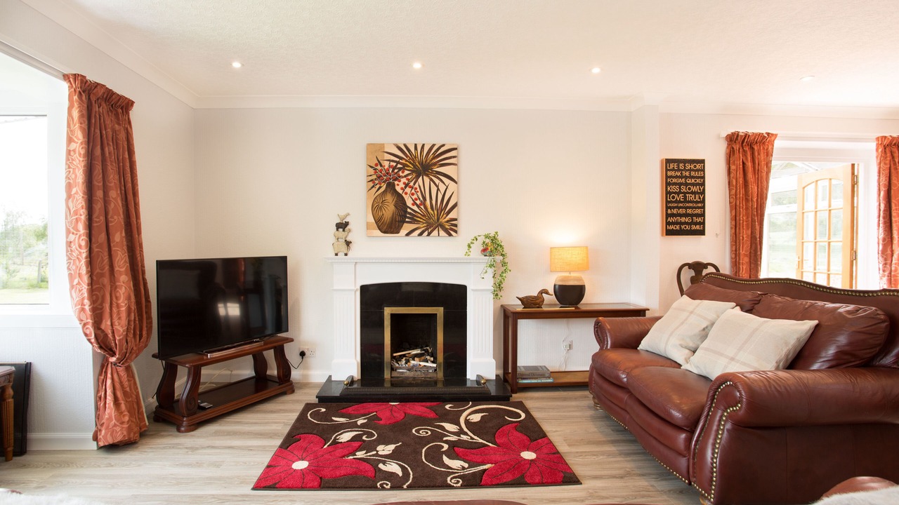 Photo of Others in Contin