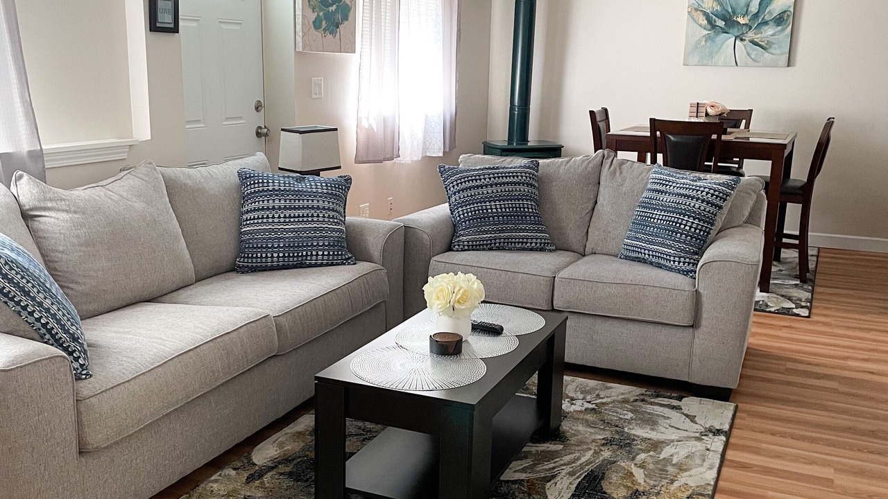 Photo of Livingroom in Ithaca