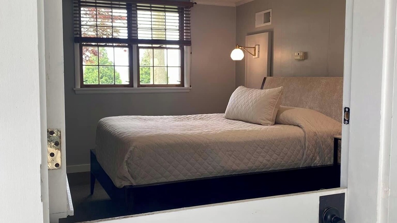 Photo of Bedroom in Sandusky