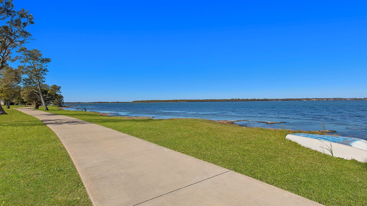 Photo of Others in Buff Point