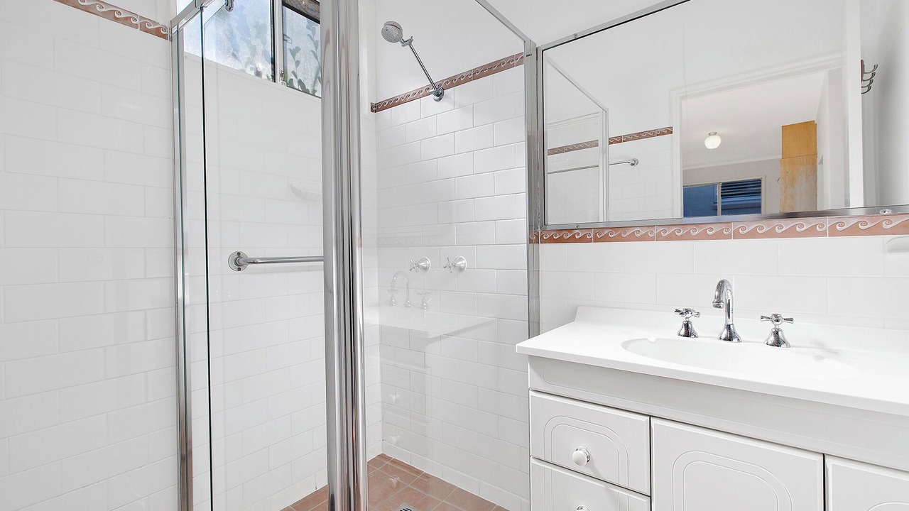 Photo of Bathroom in Buff Point