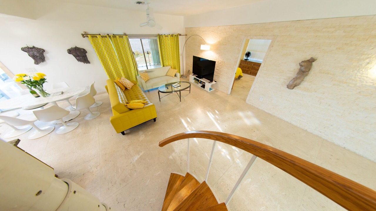 Photo of Livingroom in Summerland Key