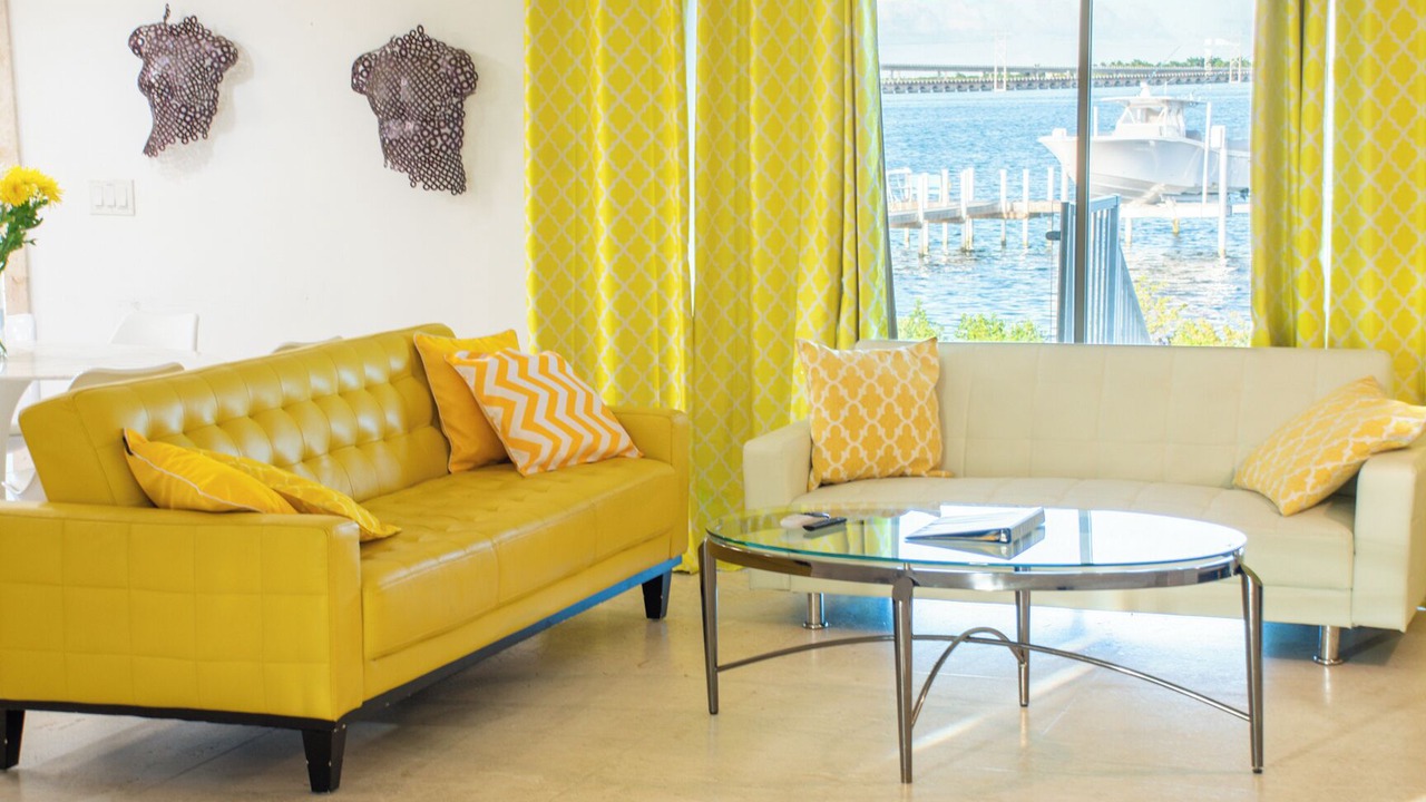 Photo of Livingroom in Summerland Key