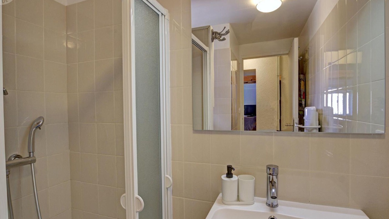 Photo of Bathroom in Belmont-de-la-Loire