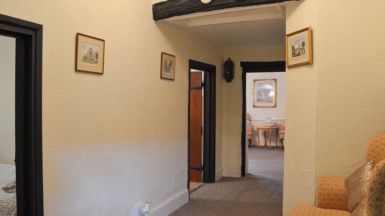 Photo of Others in Hele