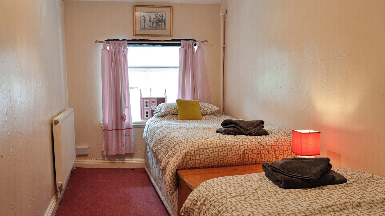 Photo of Others in Hele