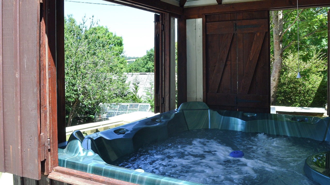 Photo of Others in Hele