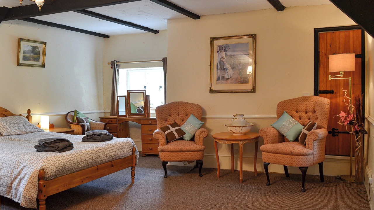 Photo of Others in Hele