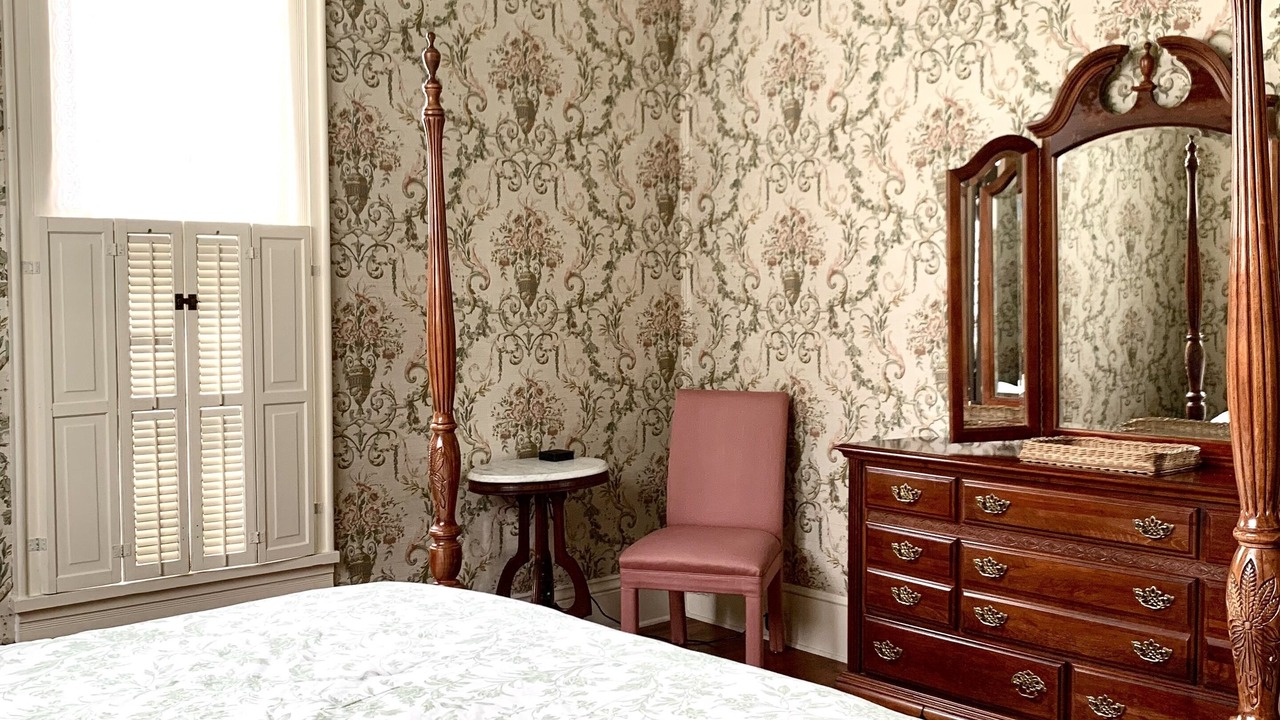 Photo of Bedroom in Historic Downtown Franklin