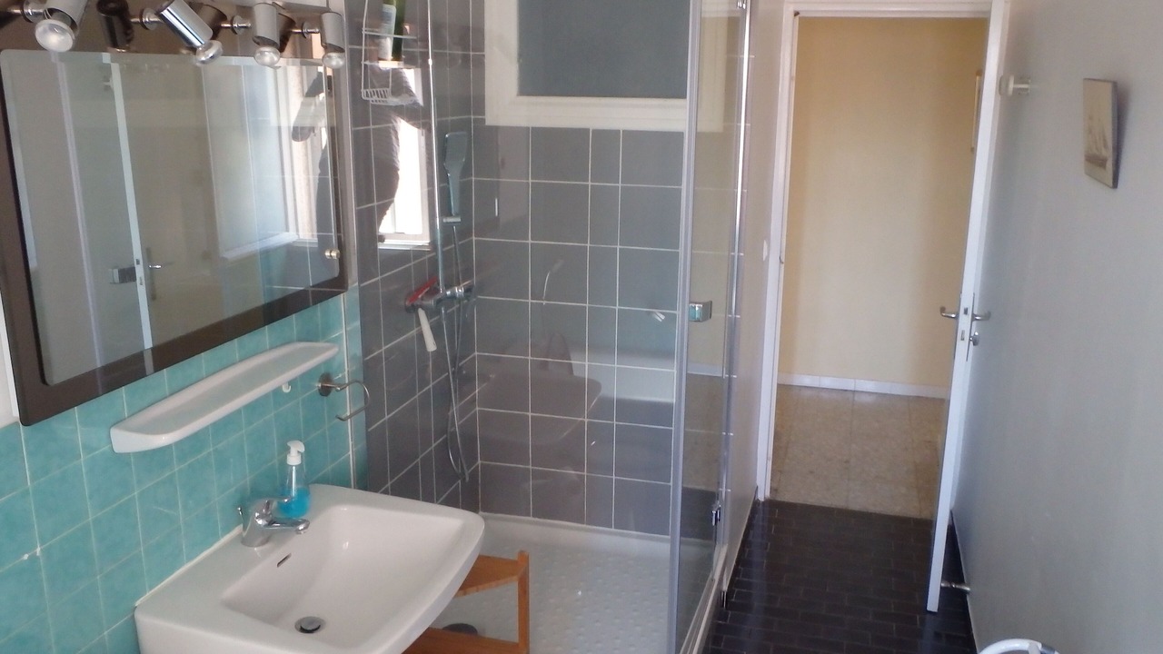 Photo of Bathroom in Banyuls-sur-Mer