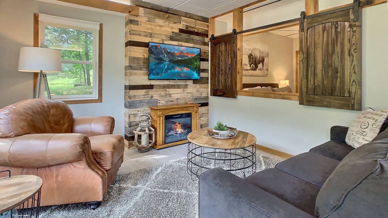 Photo of Livingroom in Ellicottville
