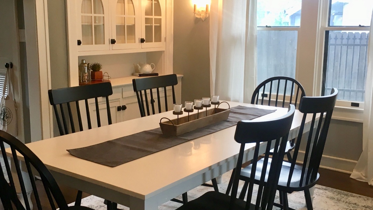 Photo of Livingroom in Brookview