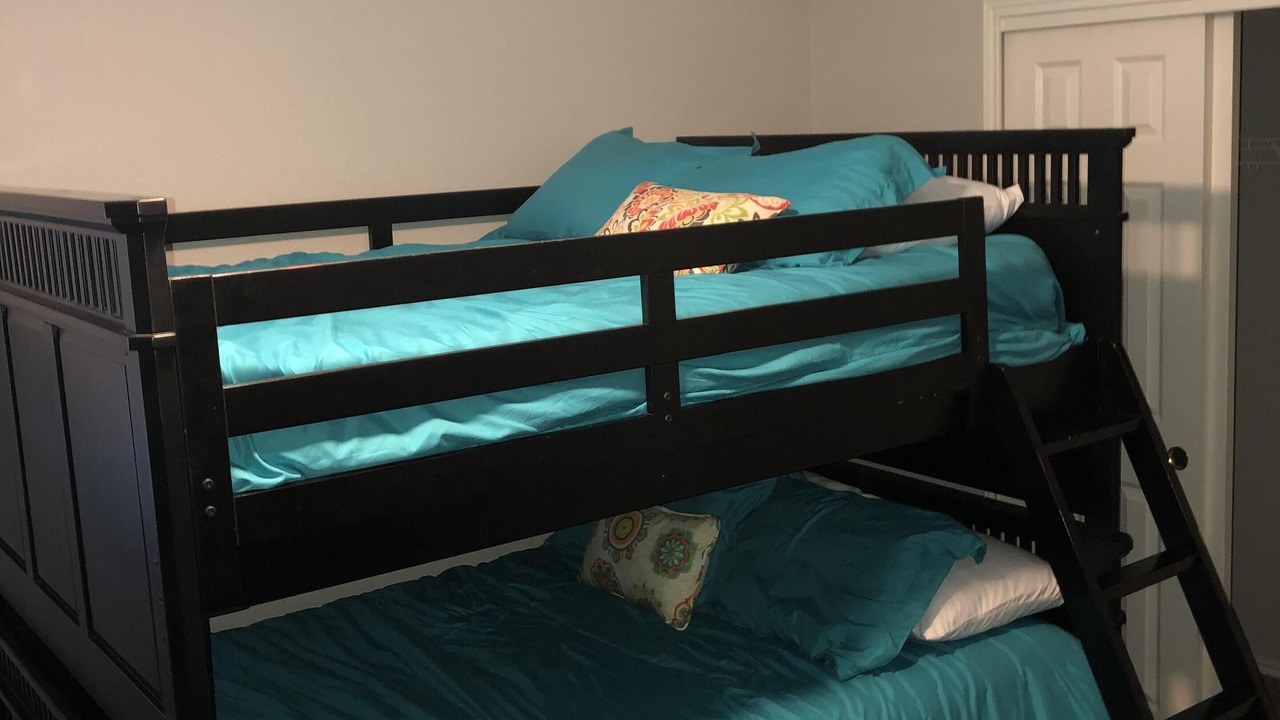 Photo of Bedroom in Kyle