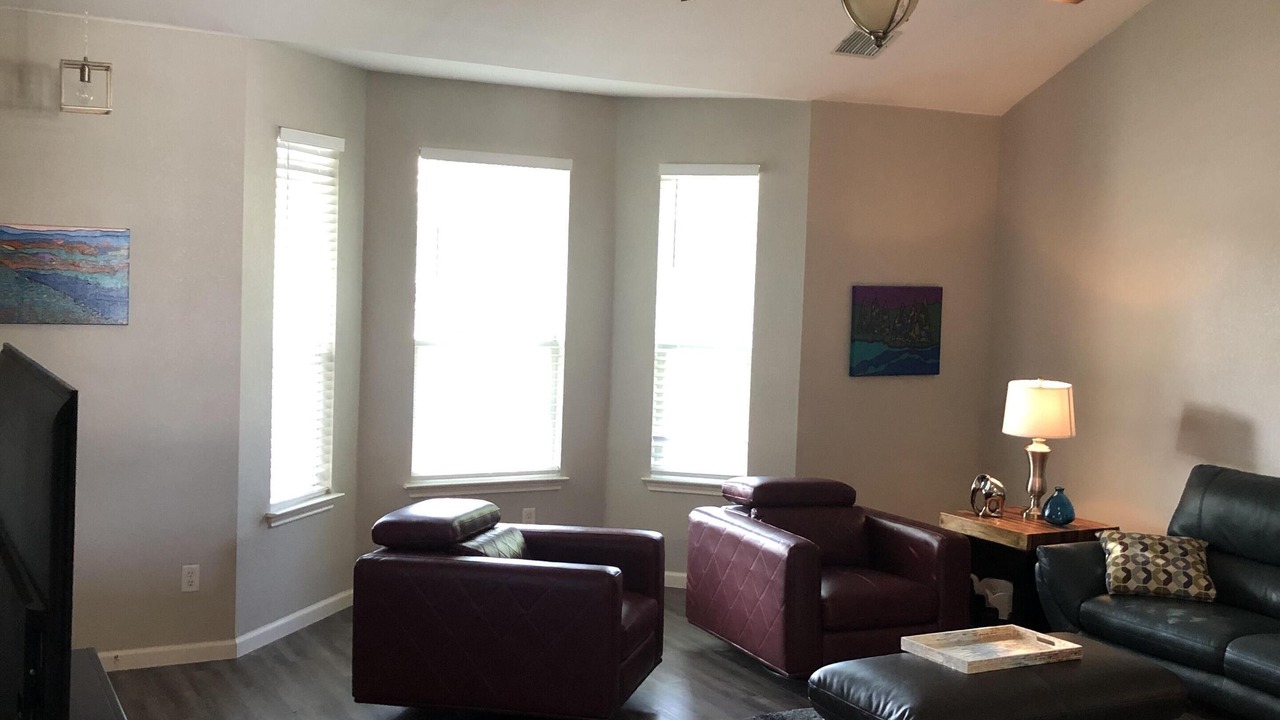 Photo of Livingroom in Kyle