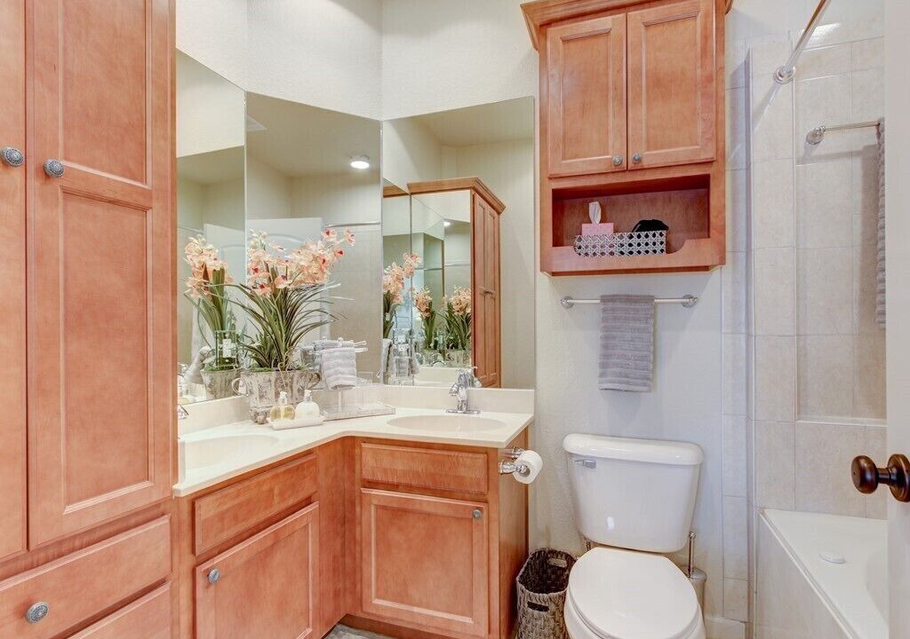 Photo of Bathroom in Mid America