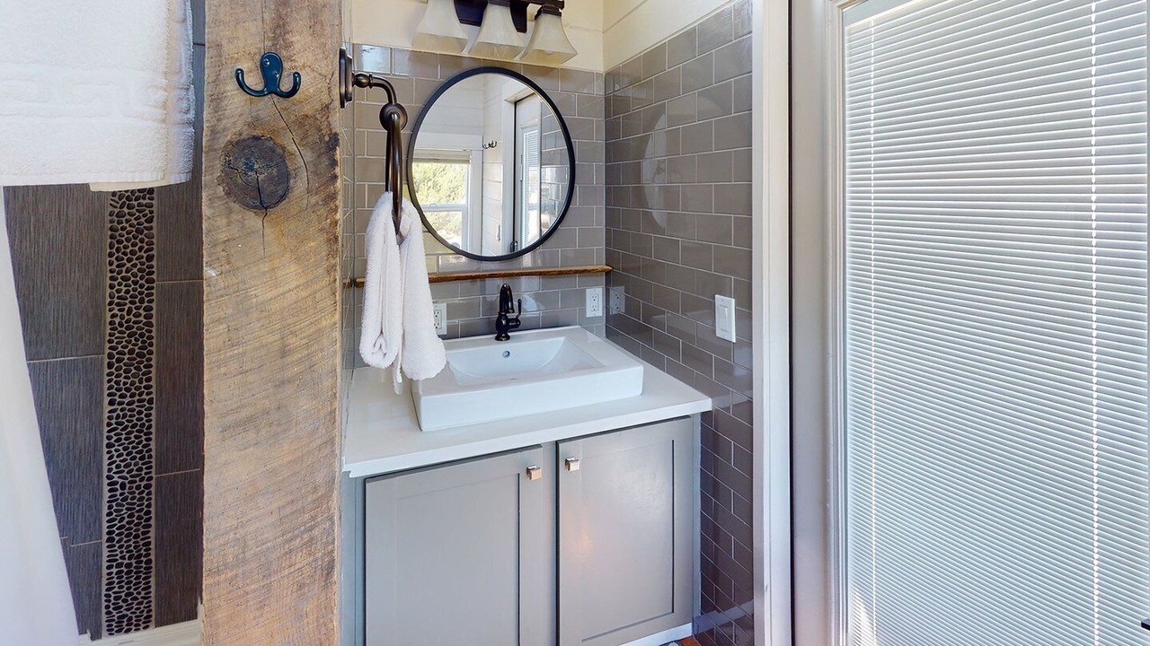 Photo of Bathroom in Waldport